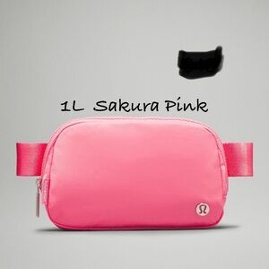 NEW Lululemon Belt Bag